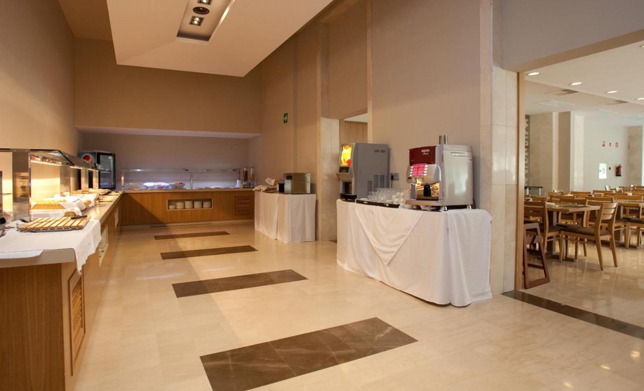 M.A. Hotel Sevilla Congresos Eksteriør billede